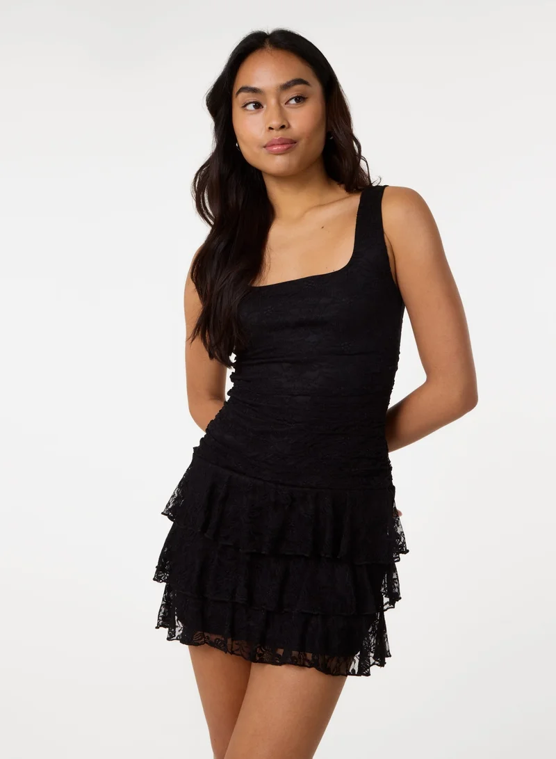 بينك فانيلا Lace Square Neck Dress